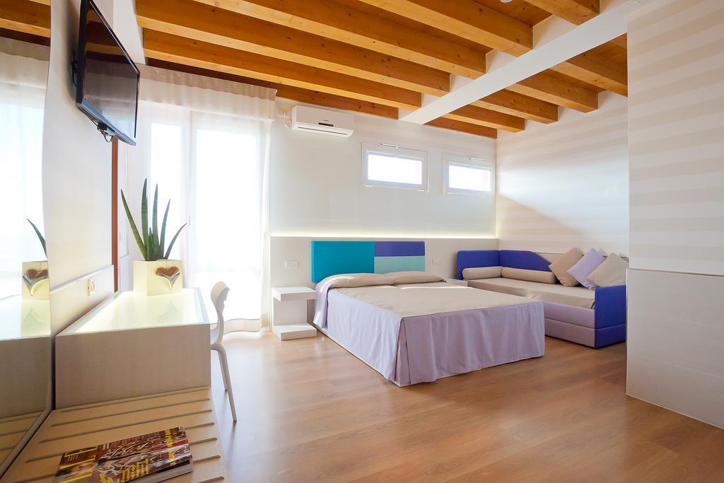 קאורלה Hotel Helen מראה חיצוני תמונה