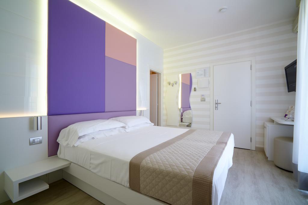 קאורלה Hotel Helen מראה חיצוני תמונה